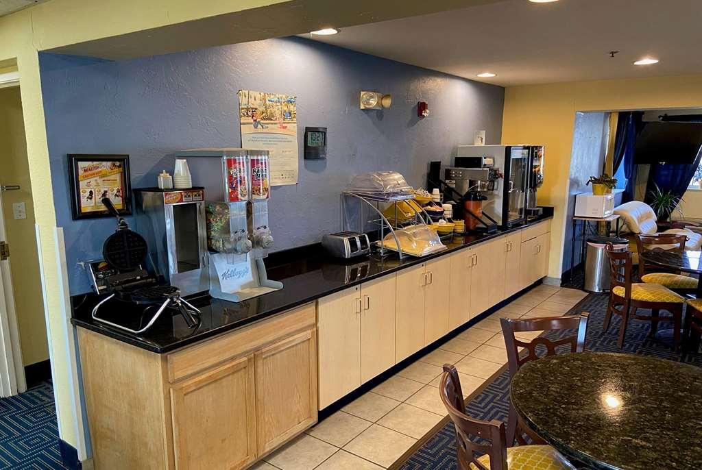 Days Inn Pryor Creek Удобства фото
