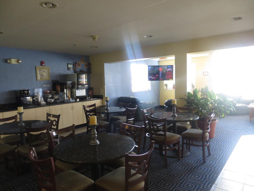 Days Inn Pryor Creek Экстерьер фото